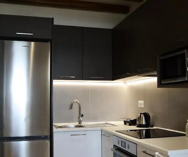 Blue Pearl Luxury Apartamento Haraki